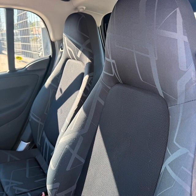 Smart ForTwo 1000 52 kW coupé passion