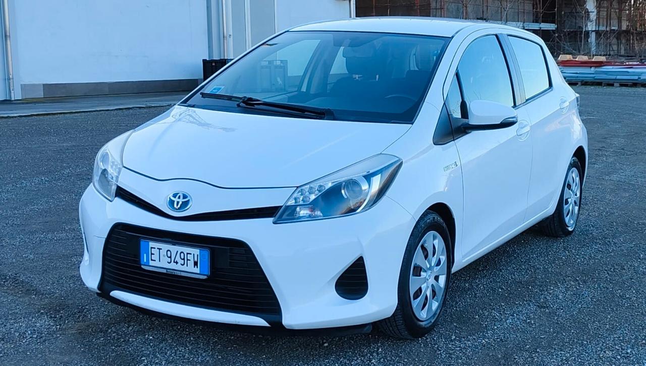 Toyota Yaris 1.5 Hybrid 5 porte Lounge