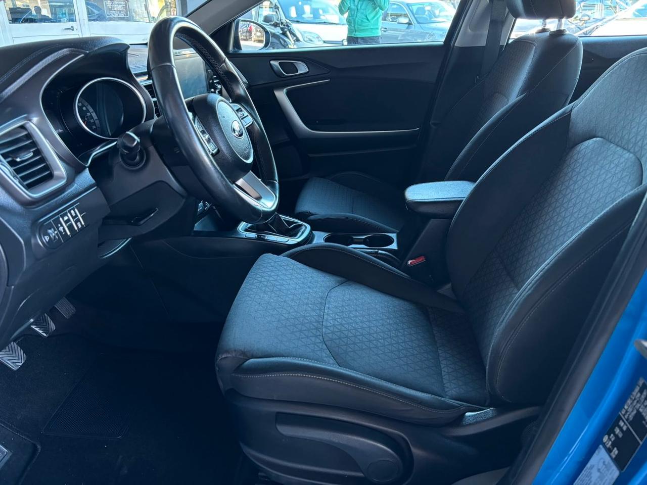 Kia Xceed 1.0 t-gdi Urban 120cv