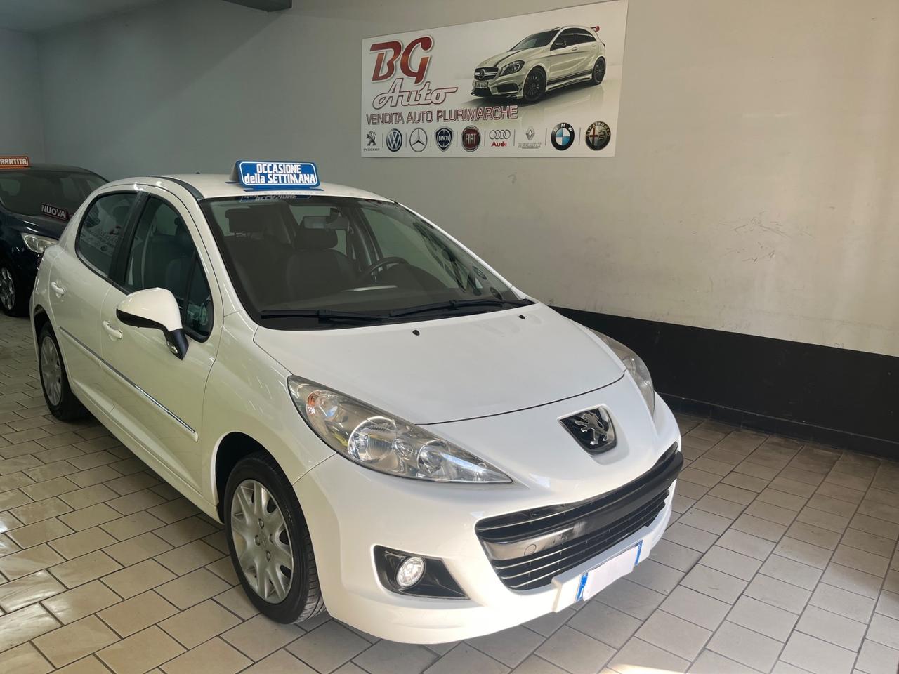 Peugeot 207 1.4 HDi 70CV 5p. 2012