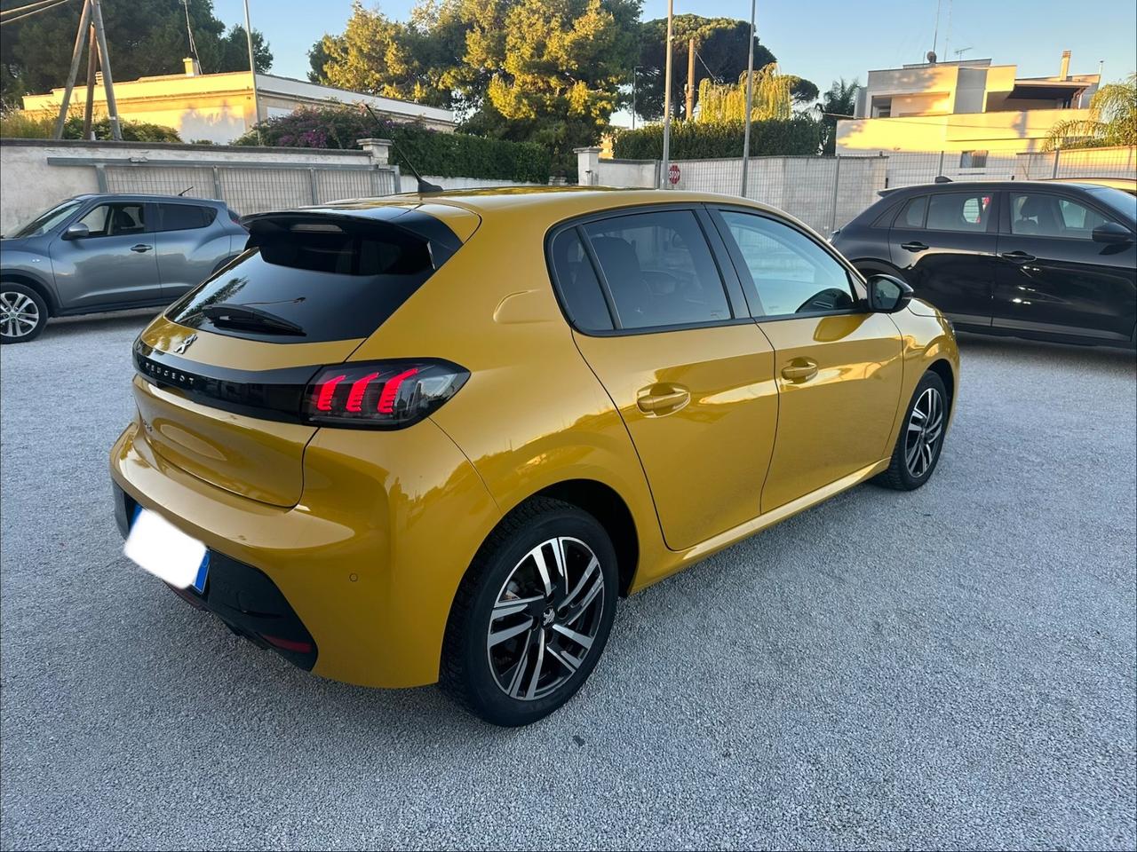 Peugeot 208 BlueHDi 100 Stop&Start 5 porte Active Pack