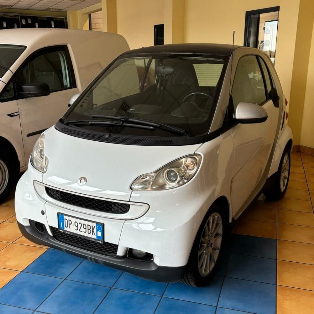Smart ForTwo 1000 52 kW coupé pure bb