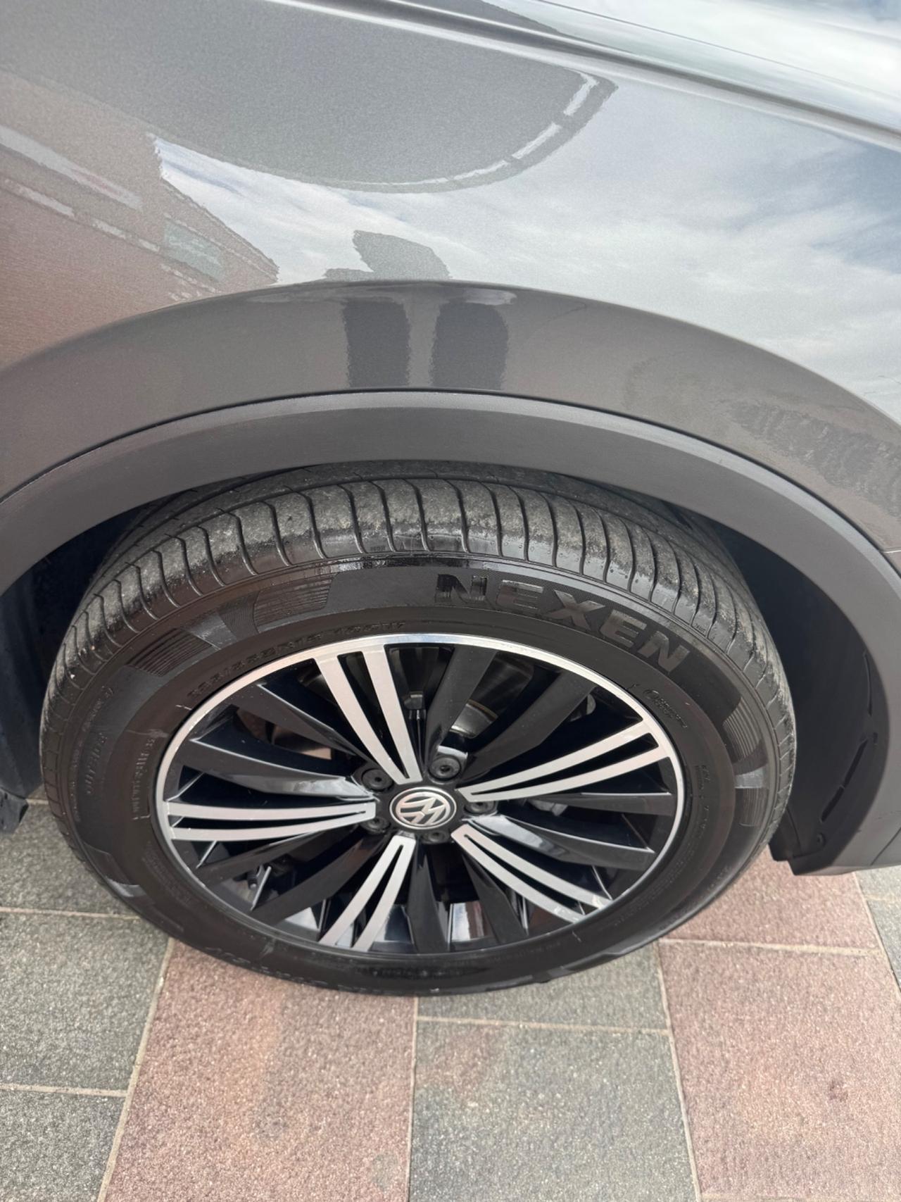 Volkswagen Tiguan 2.0 TDI SCR DSG Advanced BlueMotion Technology