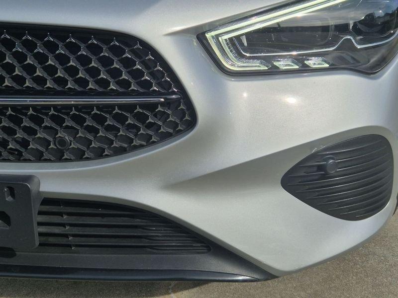 Mercedes-Benz CLA CLA Shooting Brake 200 d Night edition auto