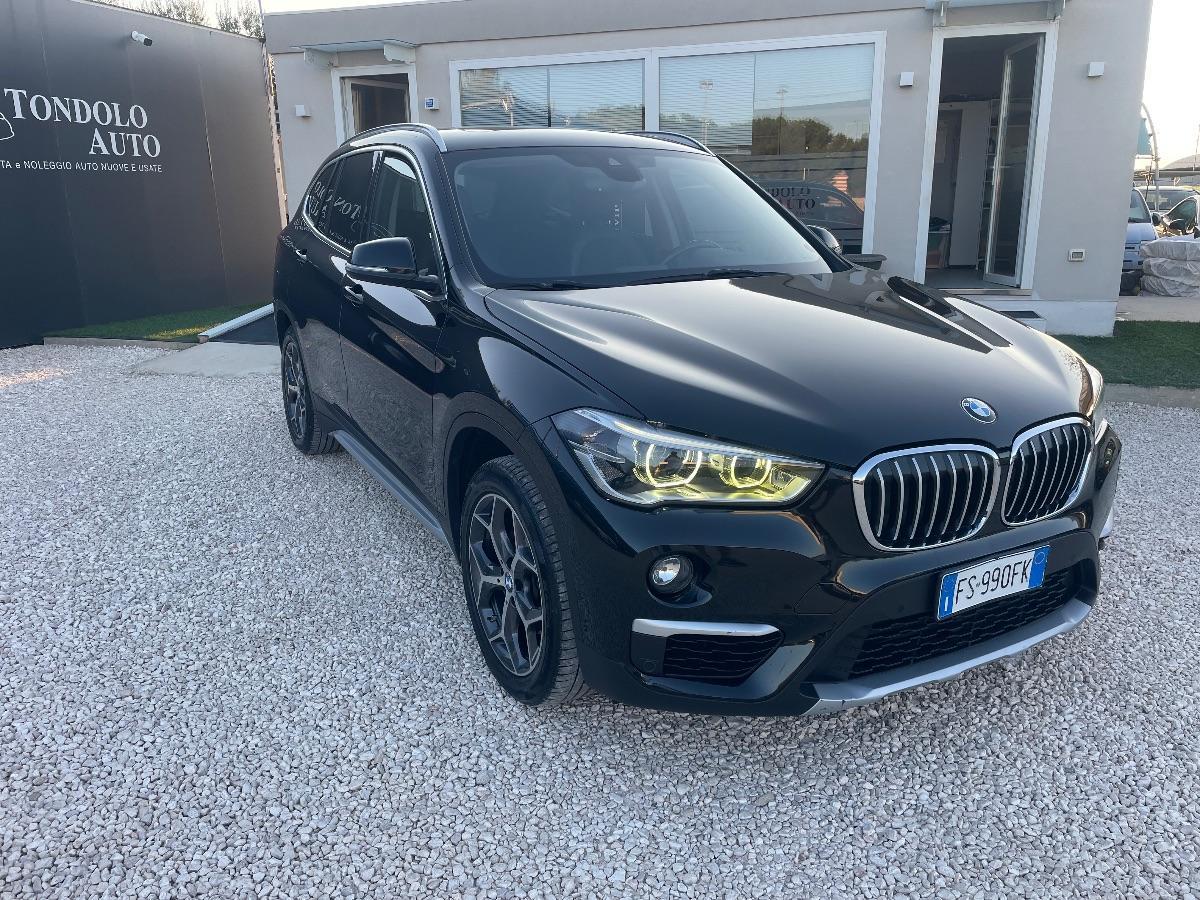 BMW - X1 - xDrive18d xLine