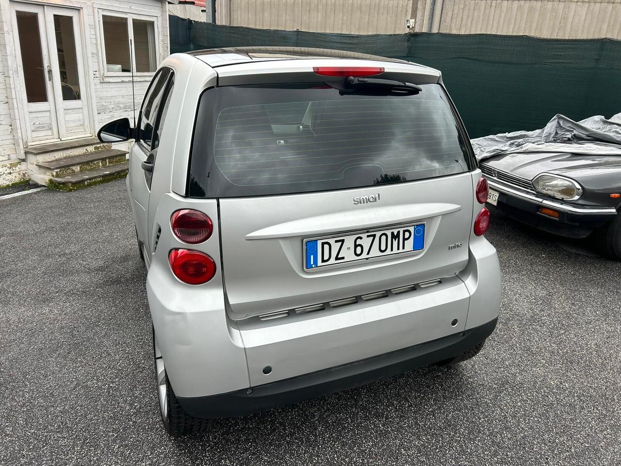 Smart ForTwo 1000 52 kW coupé passion