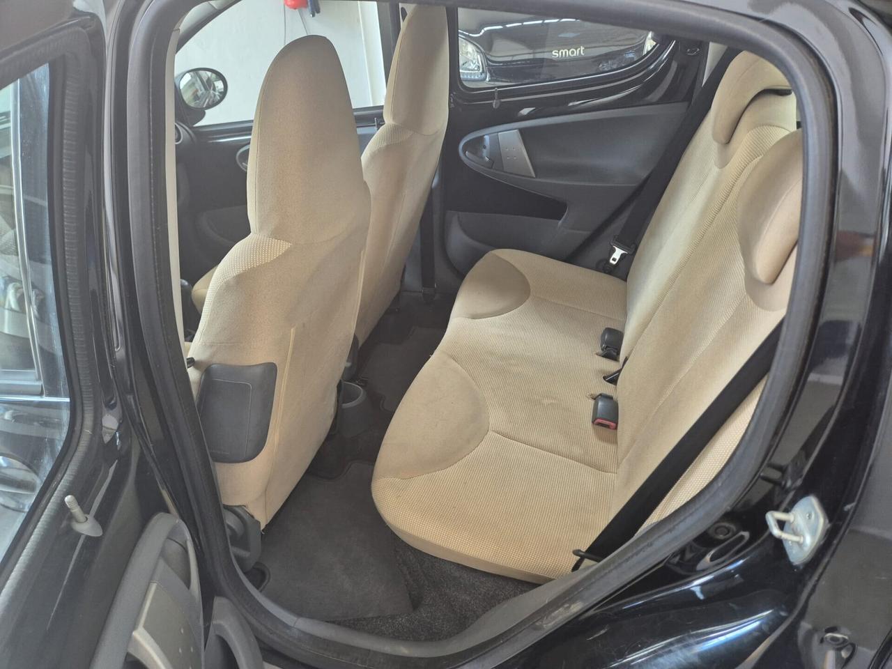 Peugeot 107 5 porte 1.0 metano 2007