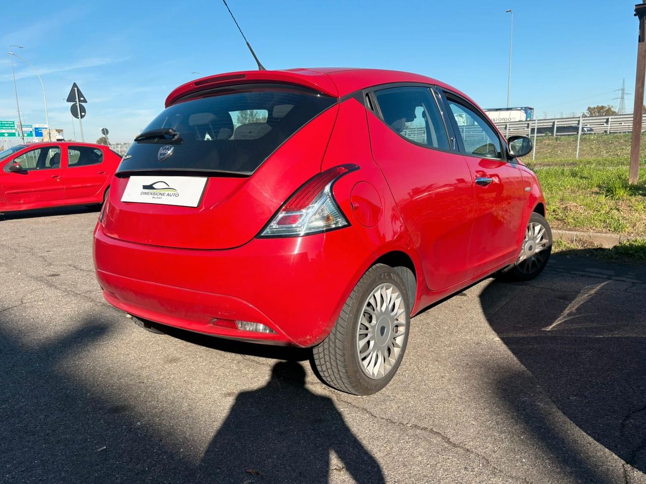Lancia Ypsilon NEOPATENTATO UNICO PROP 1,2 69CV %P Platinum(51kw)