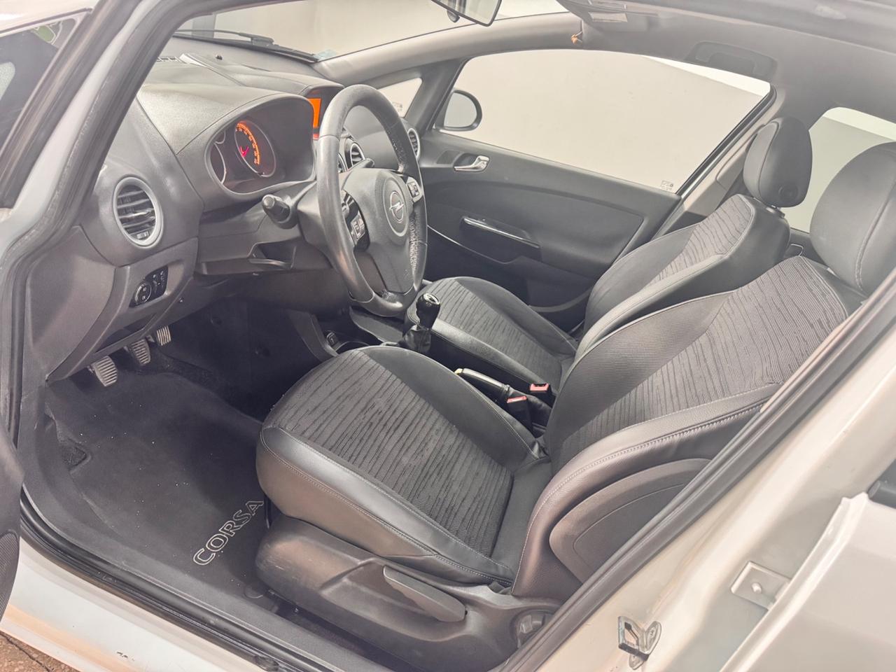 Opel Corsa 1.3 CDTi 75 Cv 5 Porte Sport - 10/2014