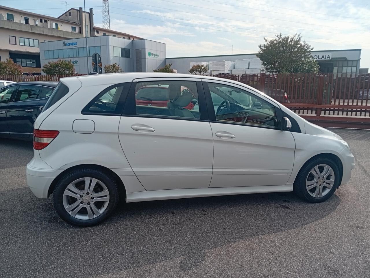 Mercedes-benz B 180 CDI
