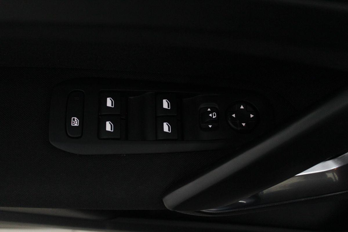 PEUGEOT - 308 SW - 308 BlueHDi 130 EAT6 S&S SW Business