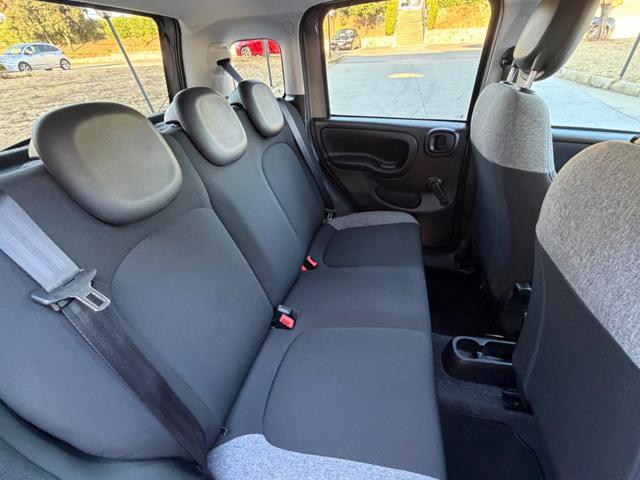 FIAT Panda 1.0 HYBRID CITY LIFE+CLIMATRONIC+SCHERMO+5POSTI
