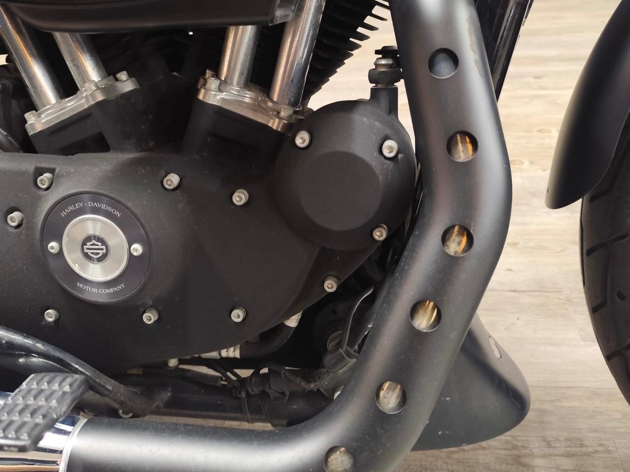 MERAVIGLIOSA HARLEY DAVIDSON SPORTSTER XL 883 IRON SPECIAL EDITION