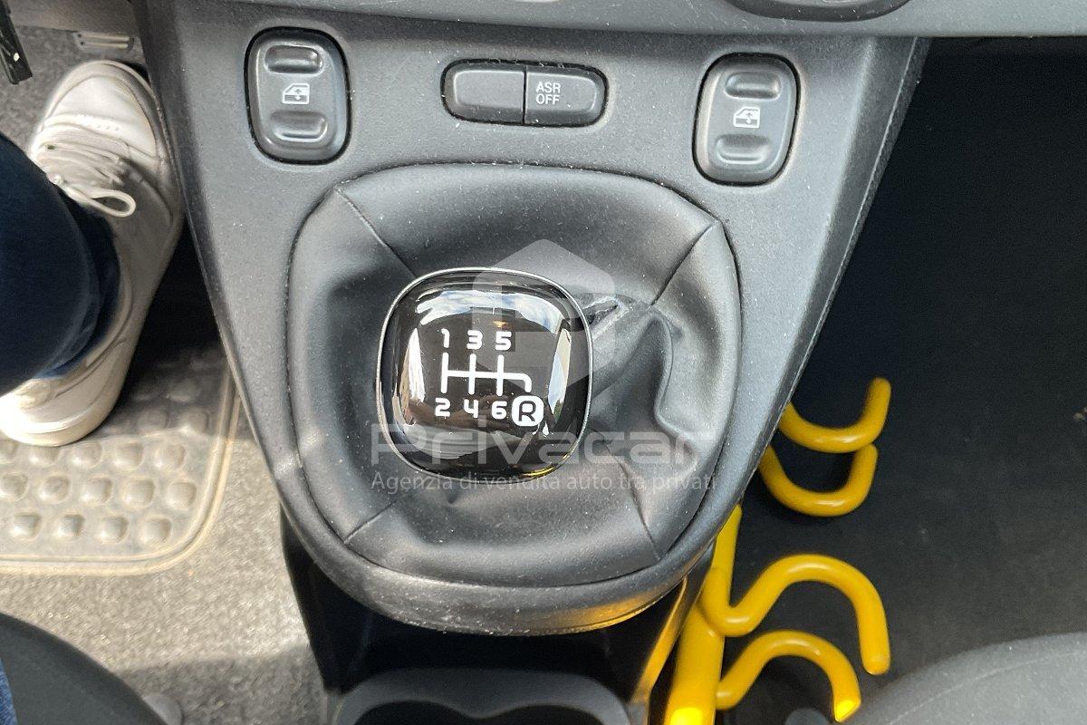 FIAT Panda 1.0 GSE S&S Hybrid Street Van 4 posti