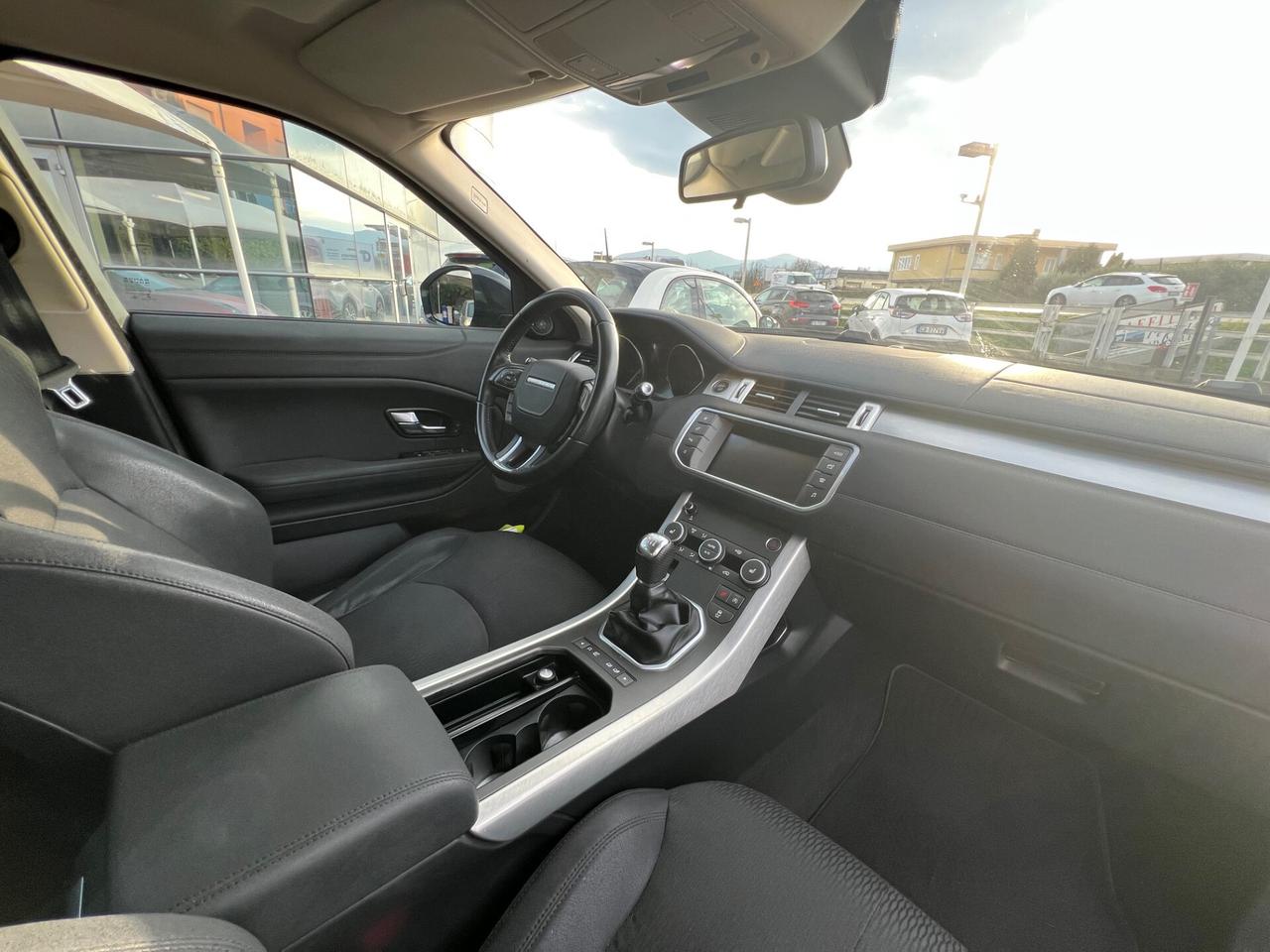 Land Rover Range Evoque 2.0 TD4 150 CV 5p. Pure