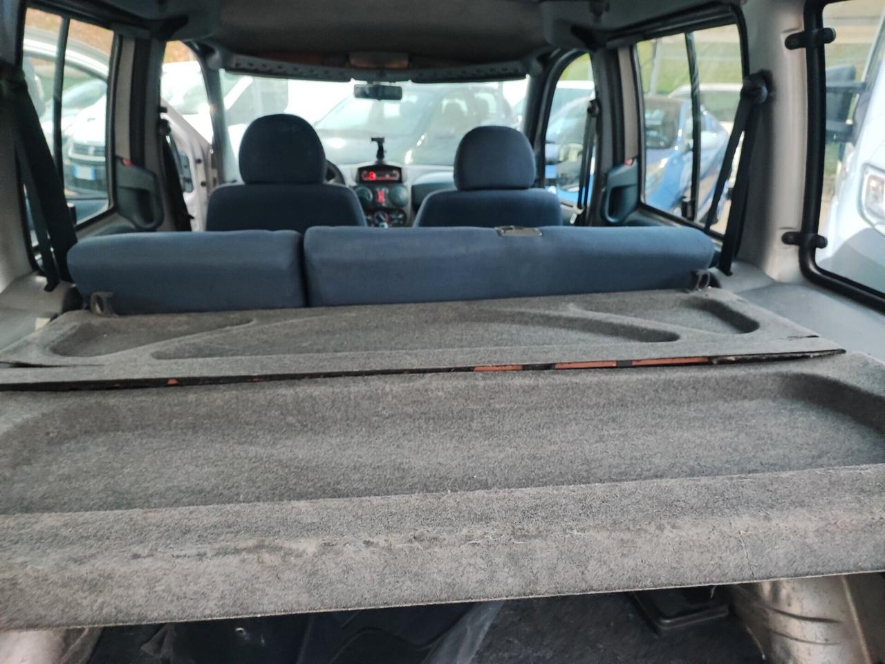 Fiat Doblo 1.9 JTD 5 posti