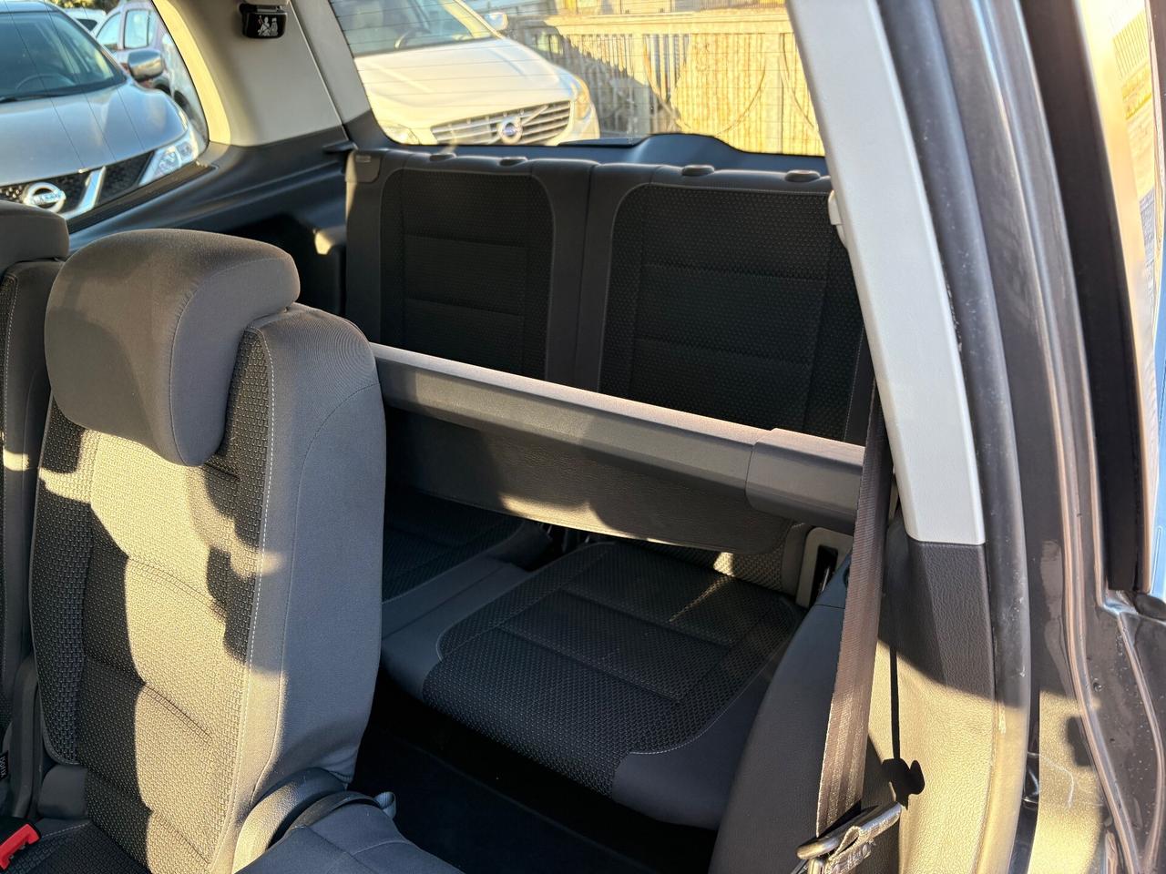 Volkswagen Touran Business 1.6 TDI Comfortline