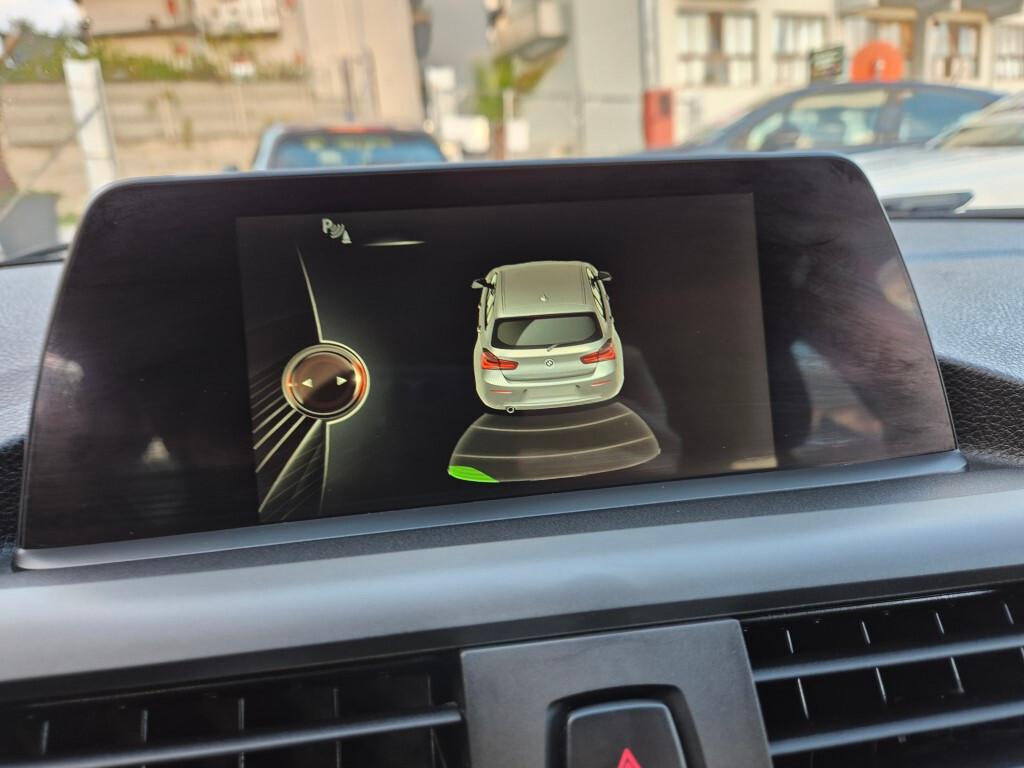 Bmw serie 1 116d 5p Business Navi