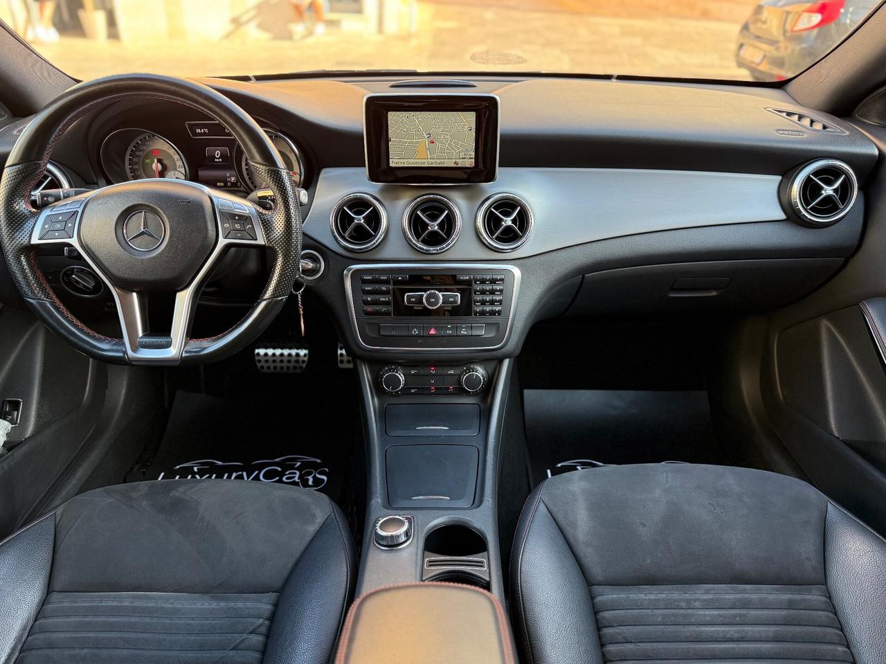 Mercedes-benz CLA 220CDI Automatic PremiumAMG 170 CV LED