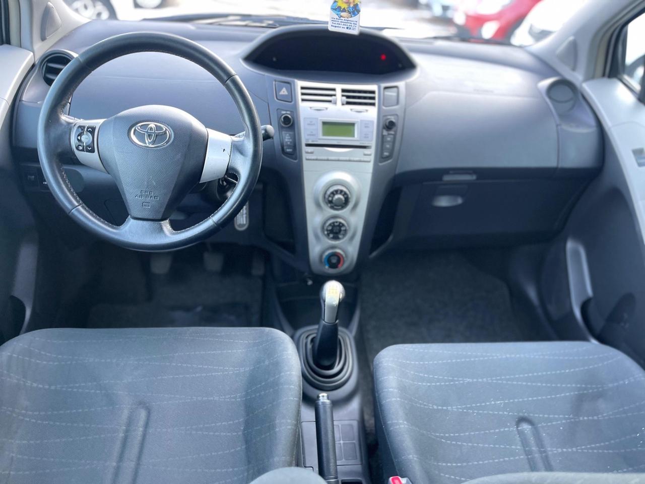 Toyota Yaris 1.4 D-4D 5 porte Navi