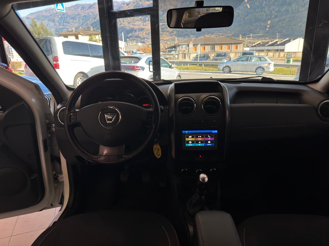 DACIA DUSTER 1.5cc 110CV 4x2 GANCIO TRAINO