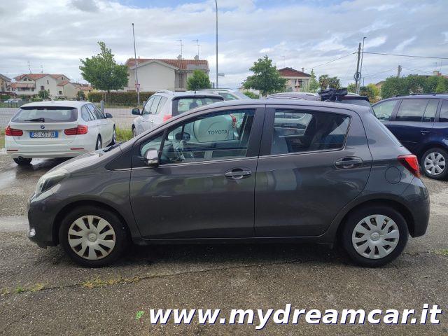 TOYOTA Yaris 1.0 5 porte Active