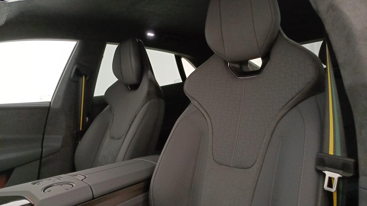 LOTUS EMEYA 900 SPORT