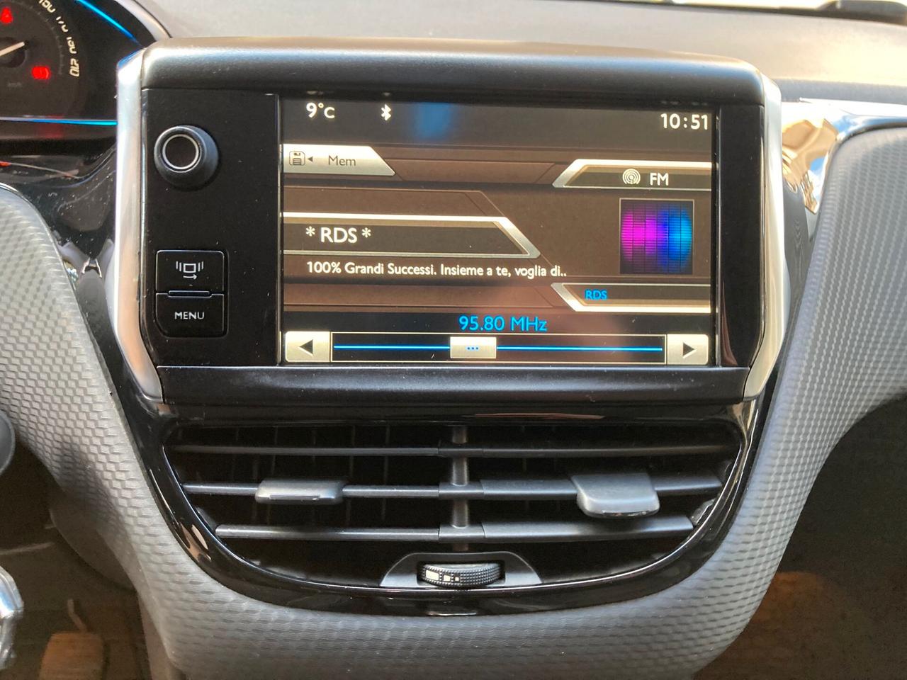 Peugeot 2008 1.6 e-HDi - PERFETTA - 2014