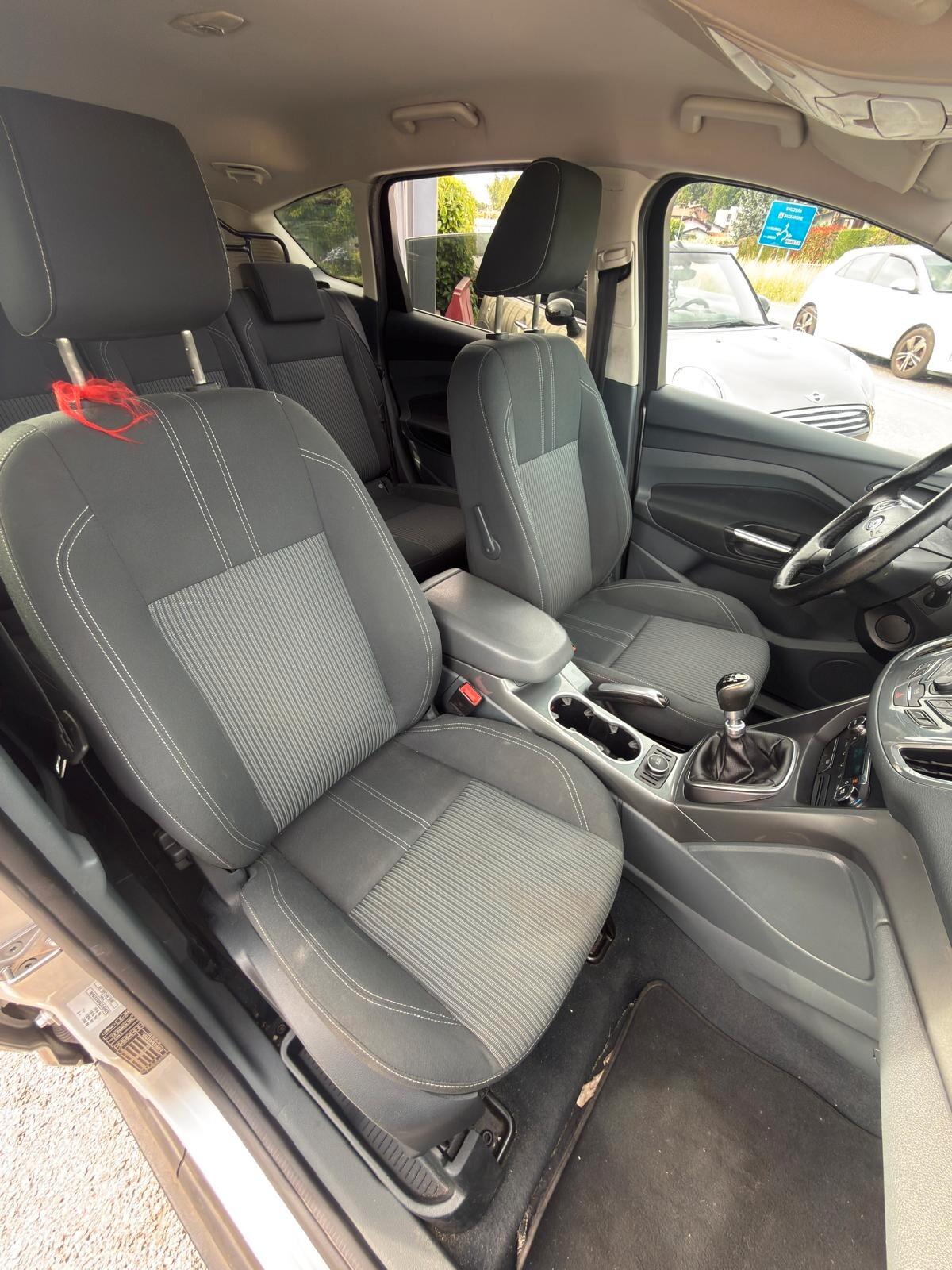 Ford C-Max 1.6 TDCi 115CV Titanium autocarro