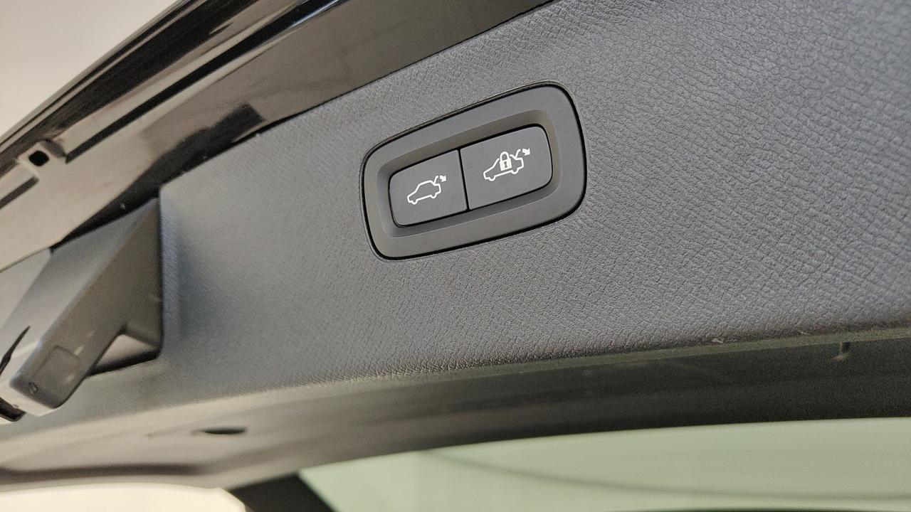 VOLVO XC90 2.0 t8 phev Ultra Dark awd 7p.ti auto