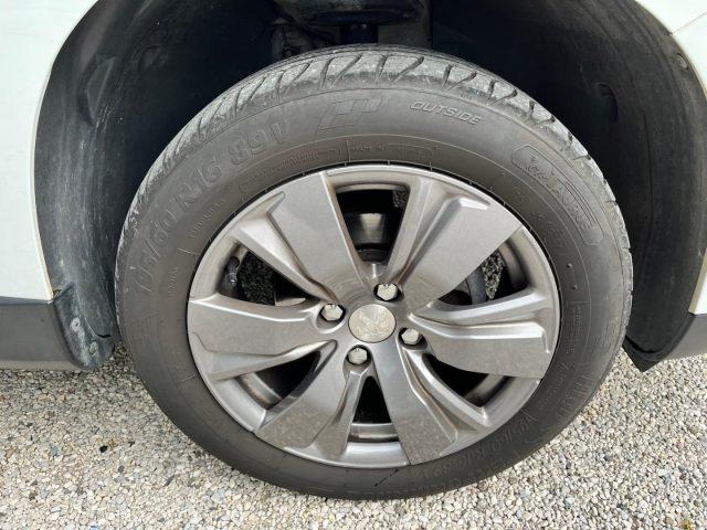 PEUGEOT 2008 1.2 PureTech 82 Active