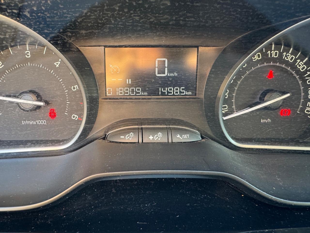 Peugeot 2008 BlueHDi