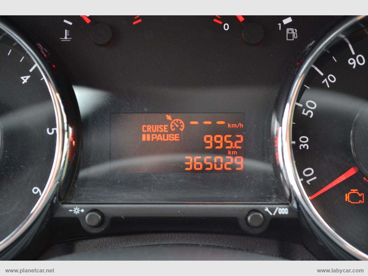 PEUGEOT 3008 1.6 HDi 115 CV Allure