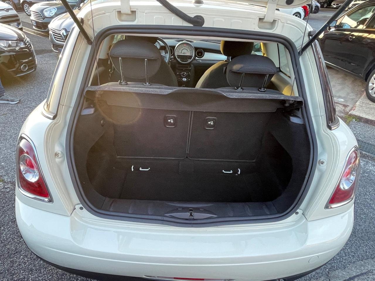 Mini 1.6 16V One (55kW)-unipro-rate-garanzia