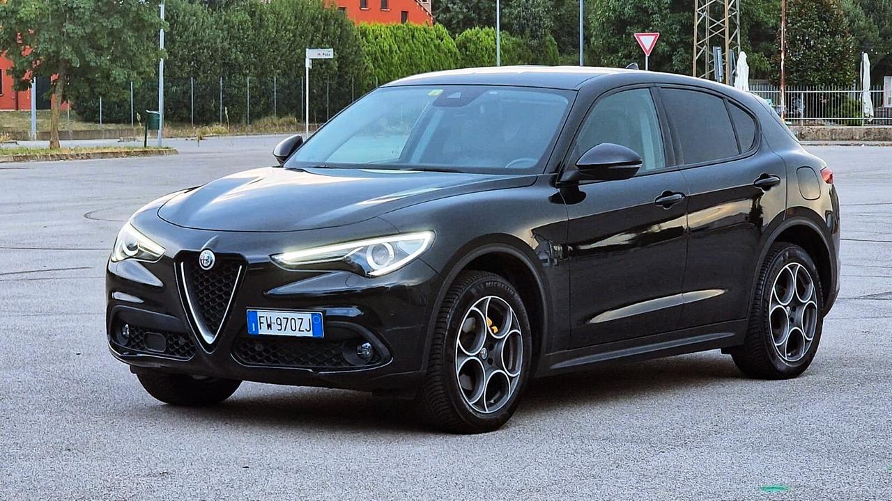 Alfa Romeo STELVIO 2.2 190CV AT8 Q4 Executive