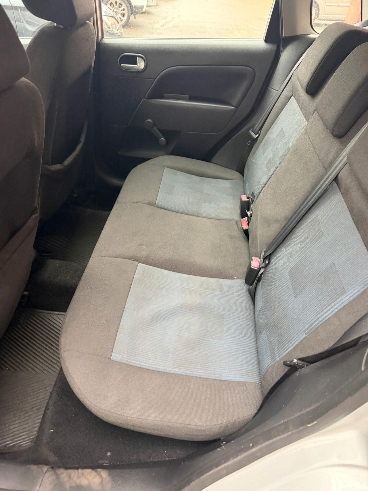 Ford Fiesta 1.4 TDCi 5p. Titanium