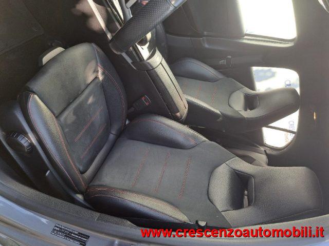 MERCEDES-BENZ A 180 d Automatic Premium