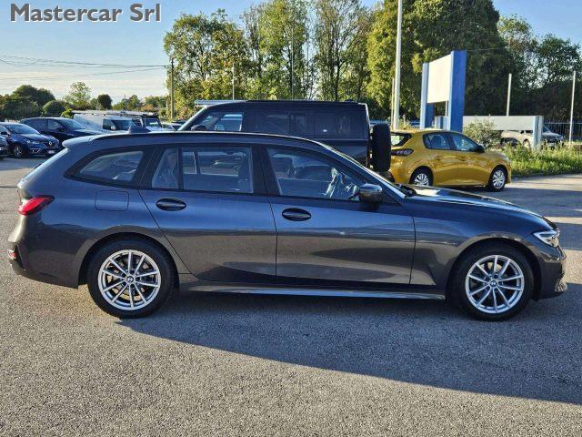BMW 320 G21 320d Touring mhev 48V xdrive Business Advantag