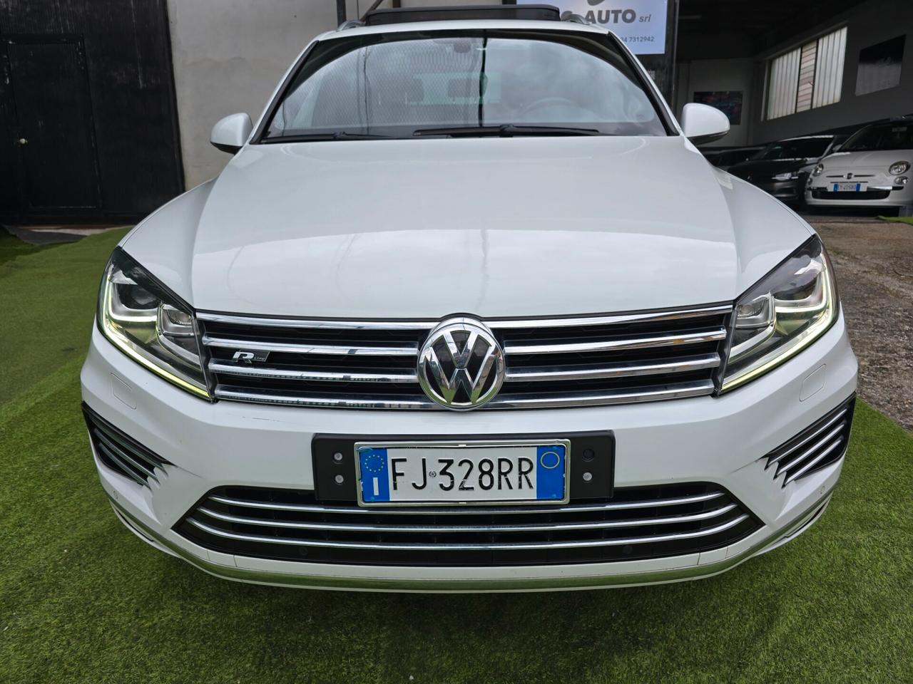 VW Touareg R.LINE 3.0TDI 204CV TETTO APRIBILE -2017