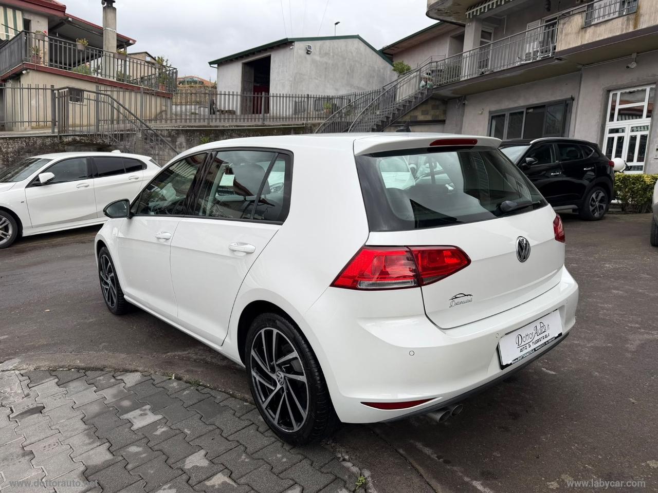 VOLKSWAGEN Golf 2.0 TDI DSG 5p. Highline BMT