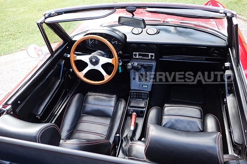 Alfa Romeo Spider Duetto 2.0 | Rosso interni neri