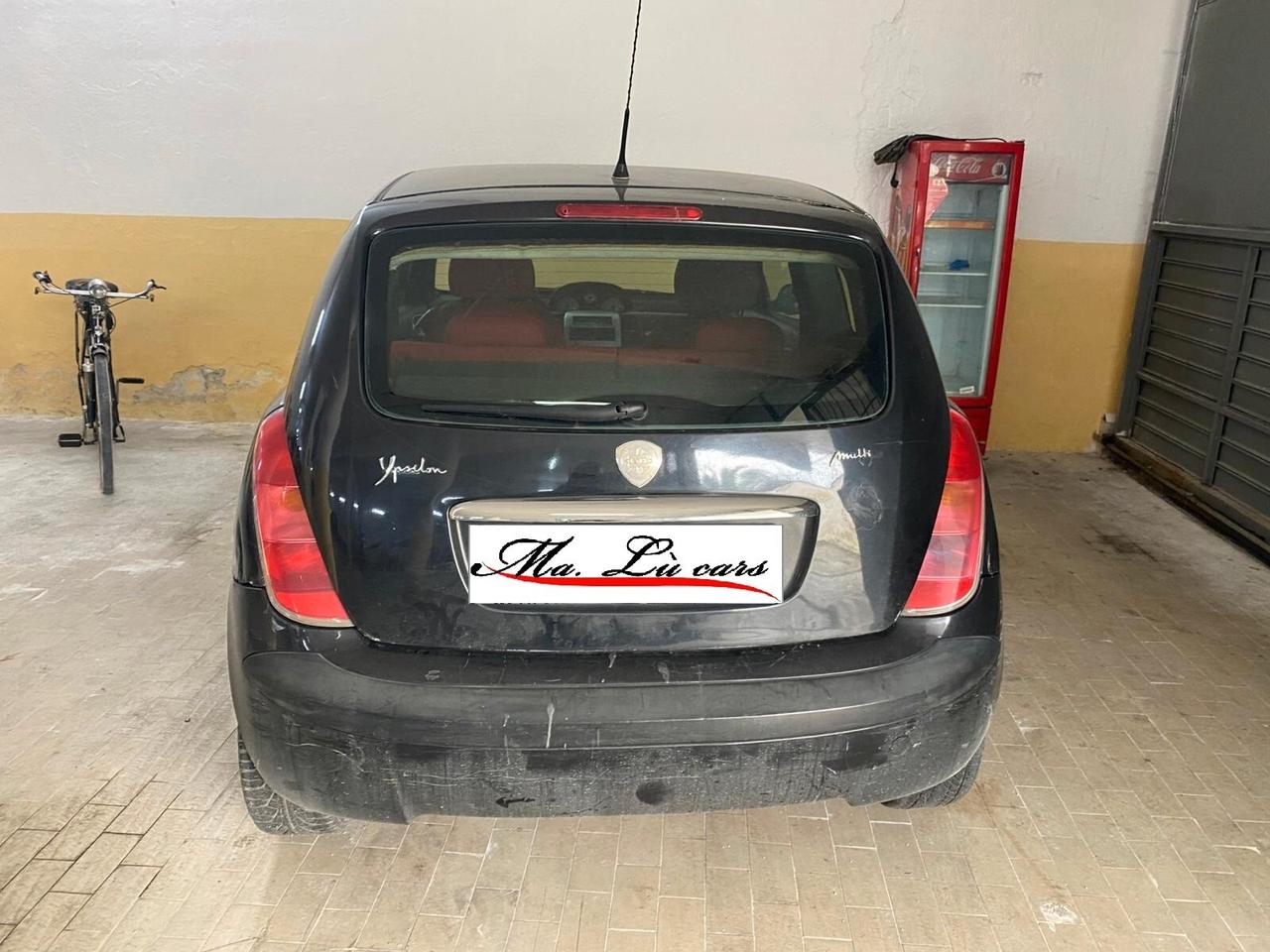 Lancia Ypsilon 1.2cc gpl (PRIVATO)-2011