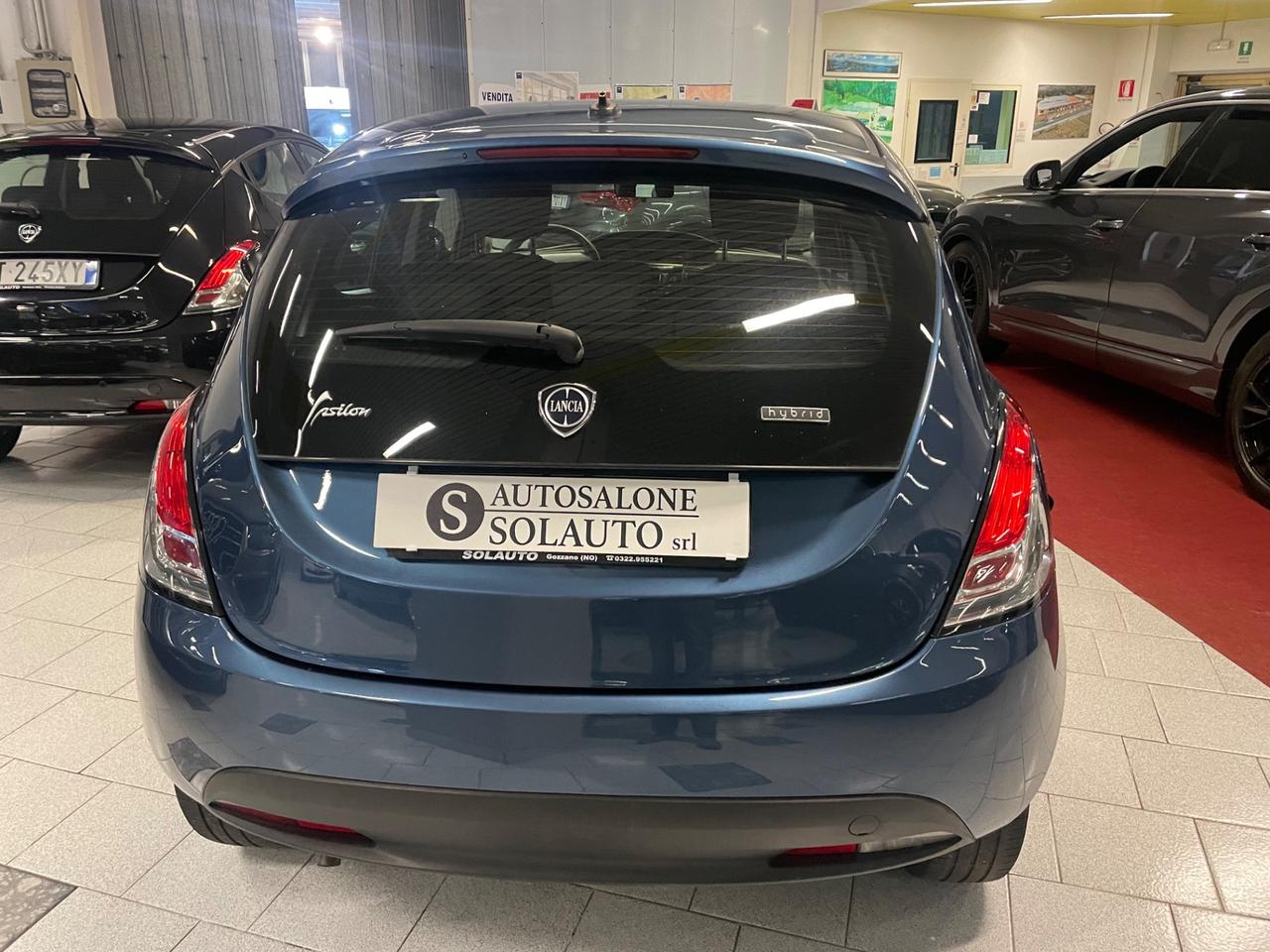 Lancia Ypsilon 1.0 FireFly 5 porte S&S Hybrid Silver Plus