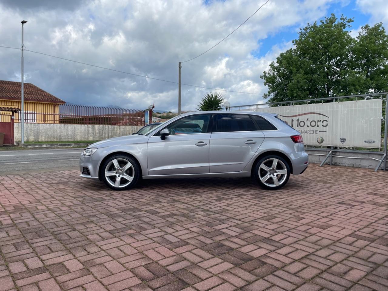 Audi A3 SPB 1.6 TDI 116 CV Business