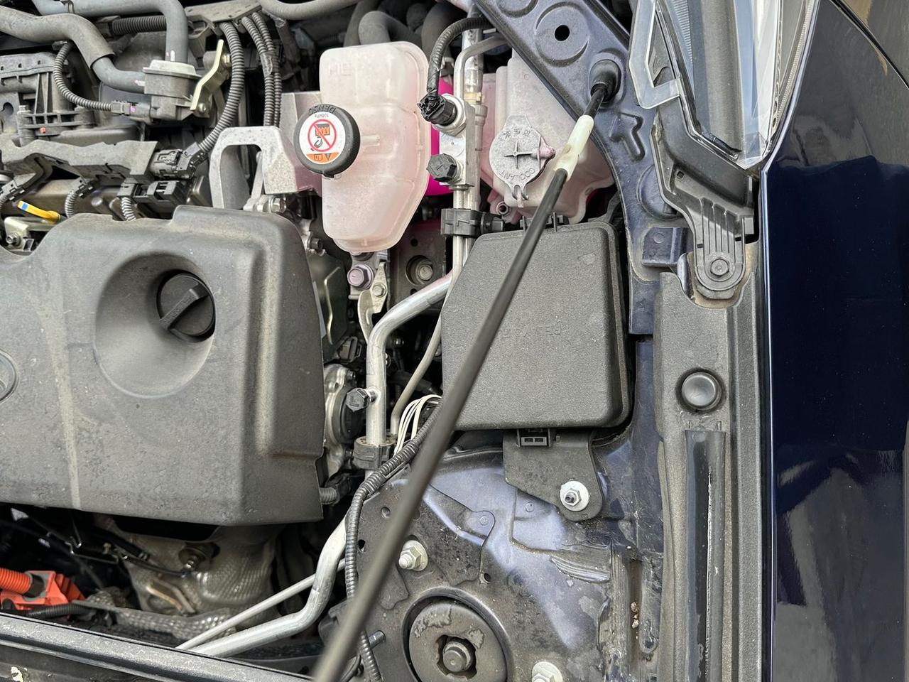 Toyota RAV 4 Active 2.5 VVT-i HEV #10544