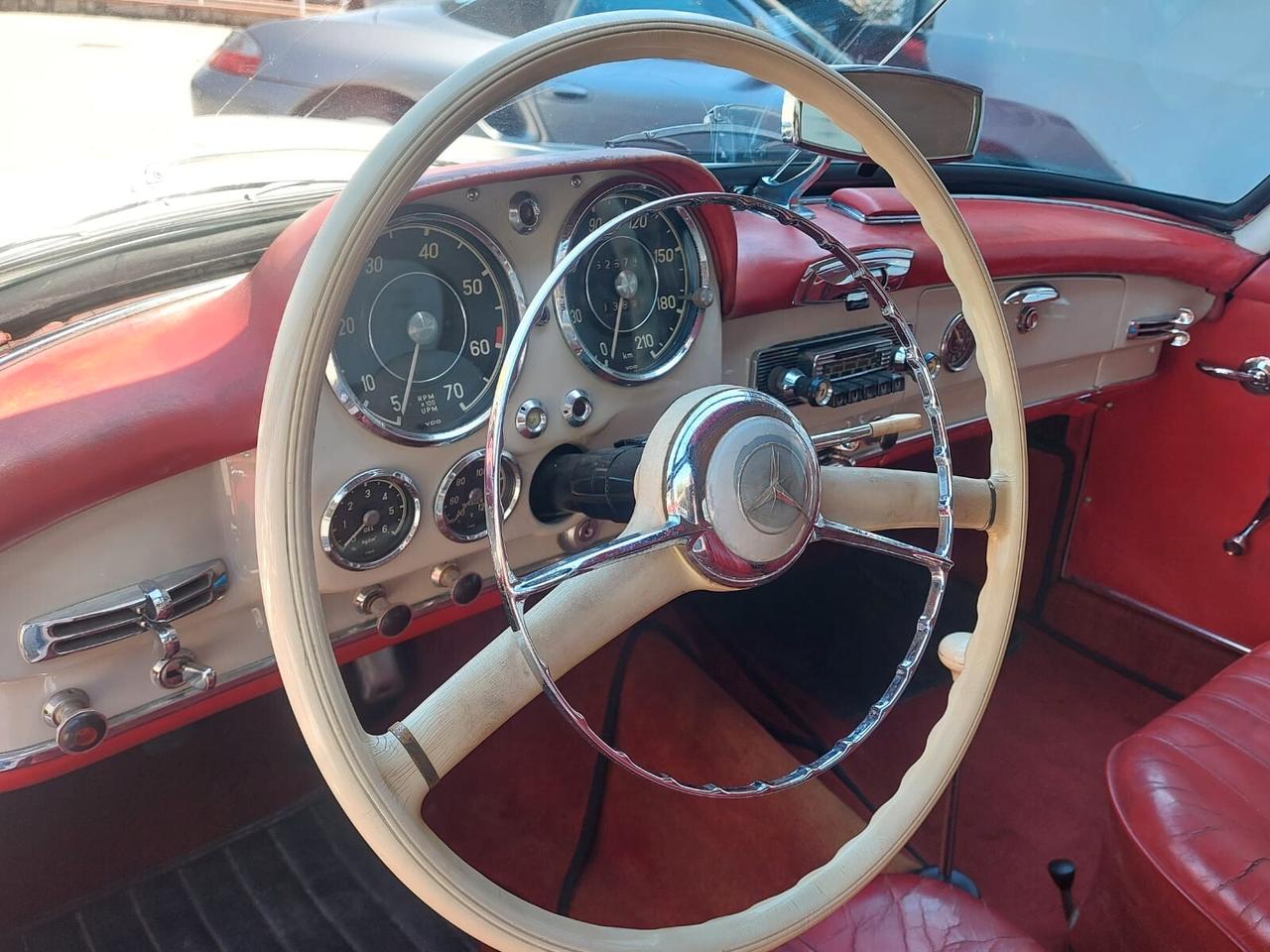 Mercedes-benz 190 SL con HardTop