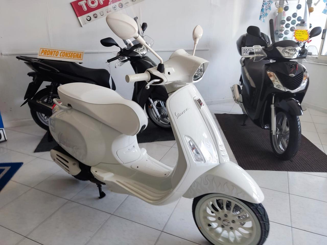 Piaggio Vespa 50 Sprint edizione limitata Justin Bieber