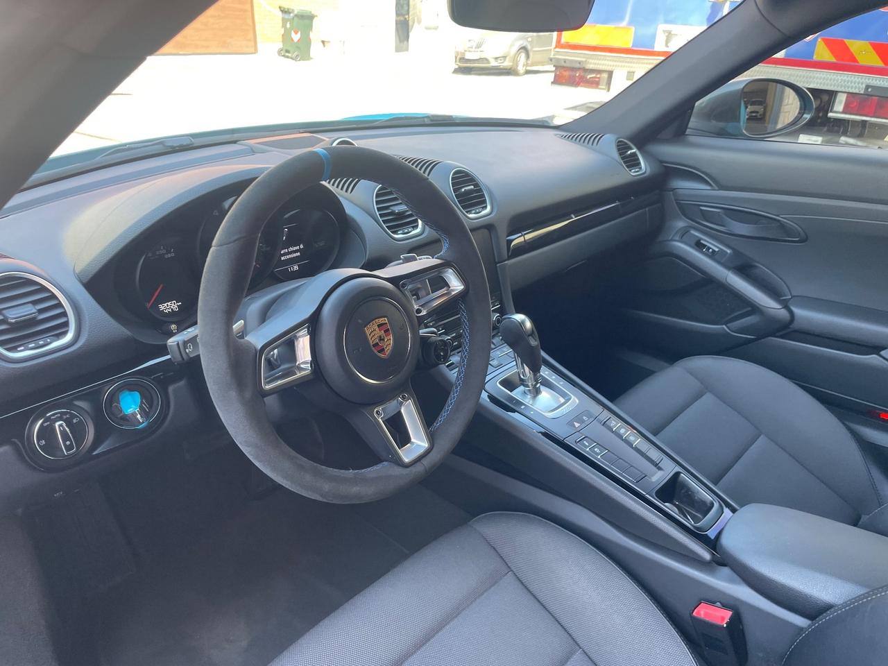 Porsche 718 Cayman T CV 300