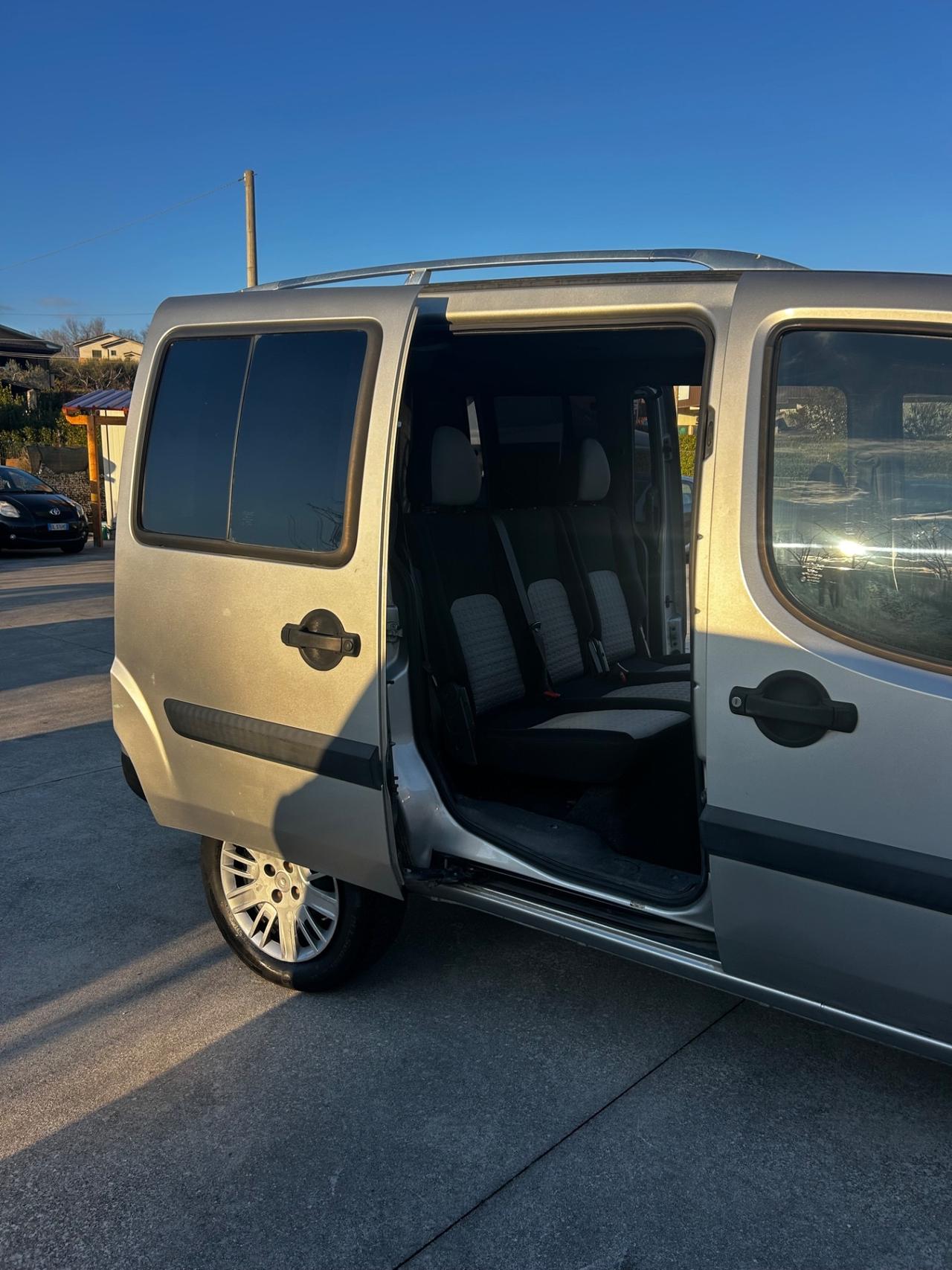 Fiat Doblo Doblò 1.9 MJT 105 CV Active