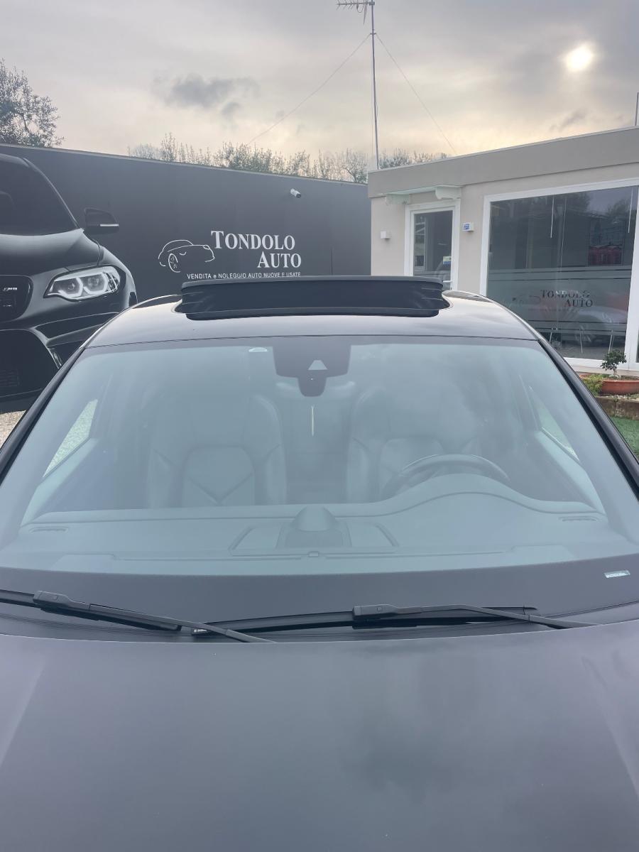 PORSCHE - Macan - 2.0 T